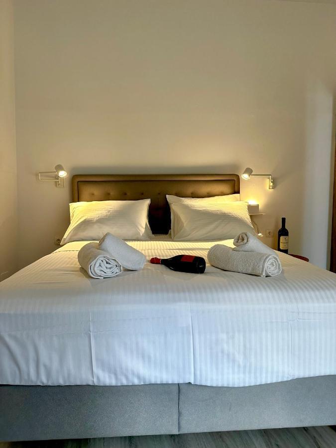 Travelers Luxury Suites, Studios & Apartments Corfu  Екстериор снимка