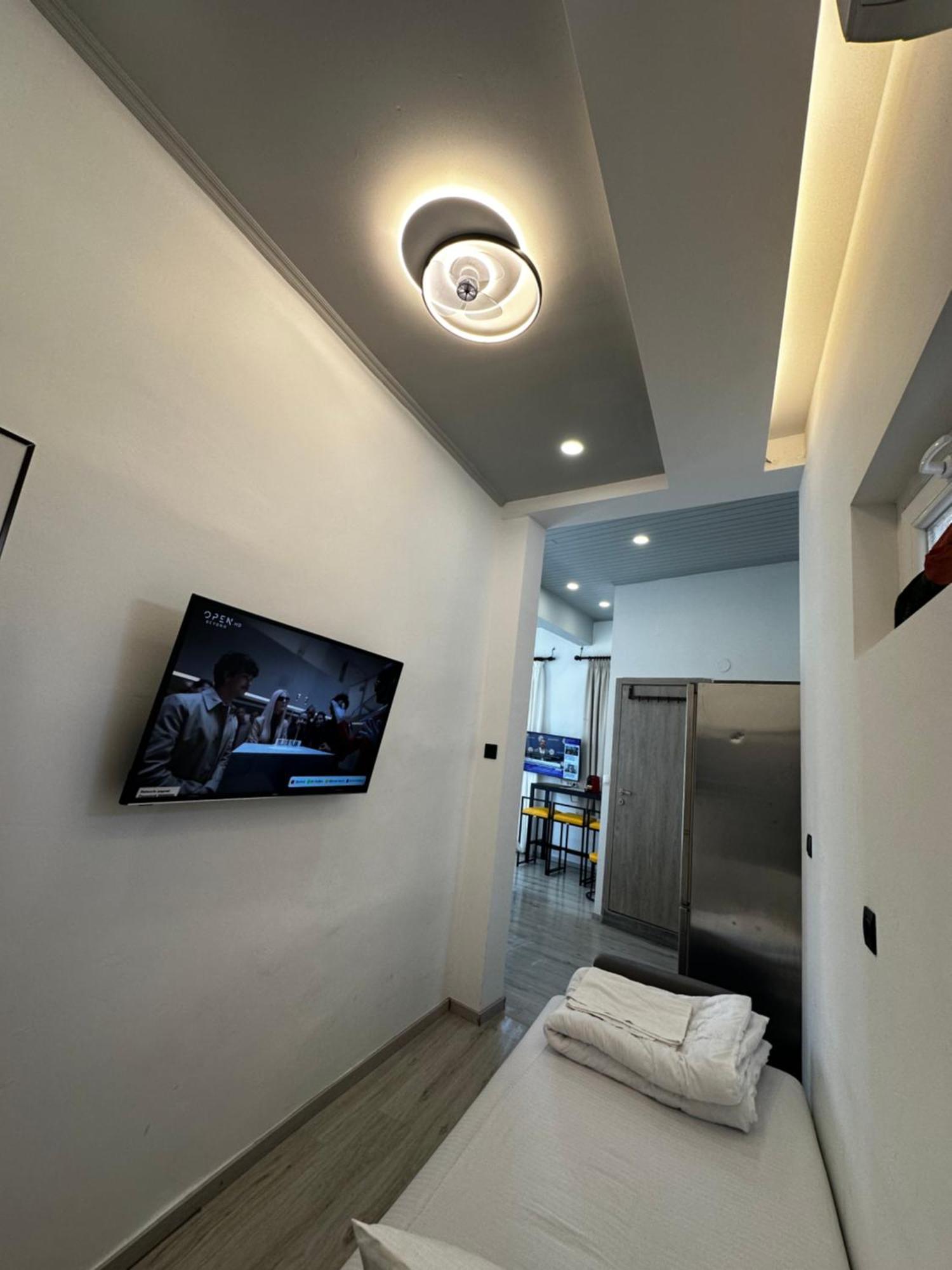 Travelers Luxury Suites, Studios & Apartments Corfu  Екстериор снимка